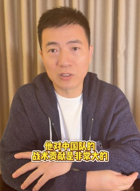 黄健翔夸拜合拉木：战术贡献很大，没有他奔跑对抗很多比赛难支撑