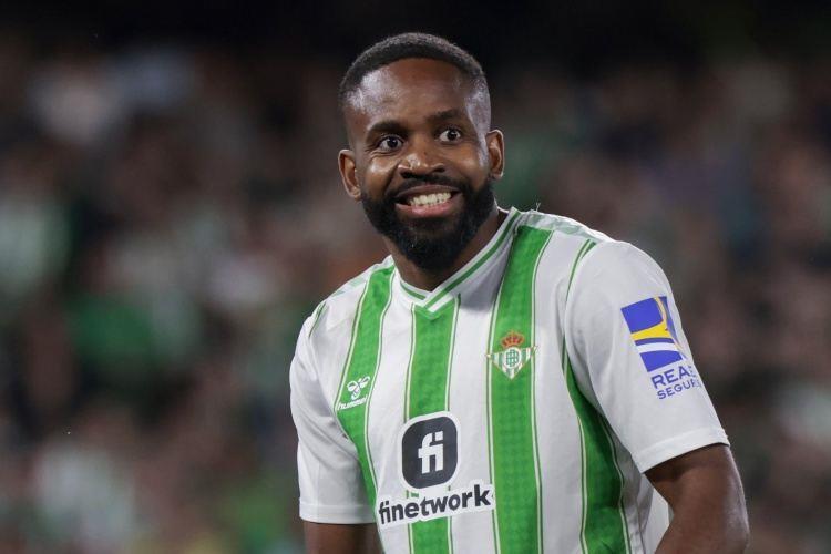 马卡报：贝蒂斯冬窗想引援要先卖人，巴坎布最有可能离队