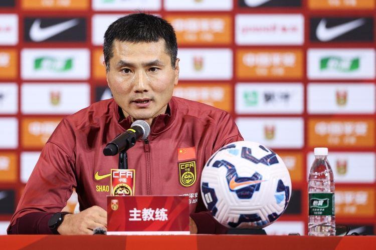 马德兴：U23国足触动老大哥，邵佳一明确提出要向U23队学习