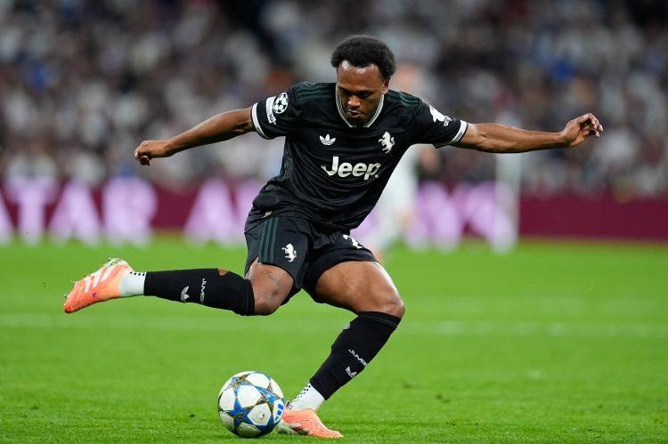 意天空：尤文在欧冠仍有望直接晋级，奥蓬达、库普梅纳斯首发