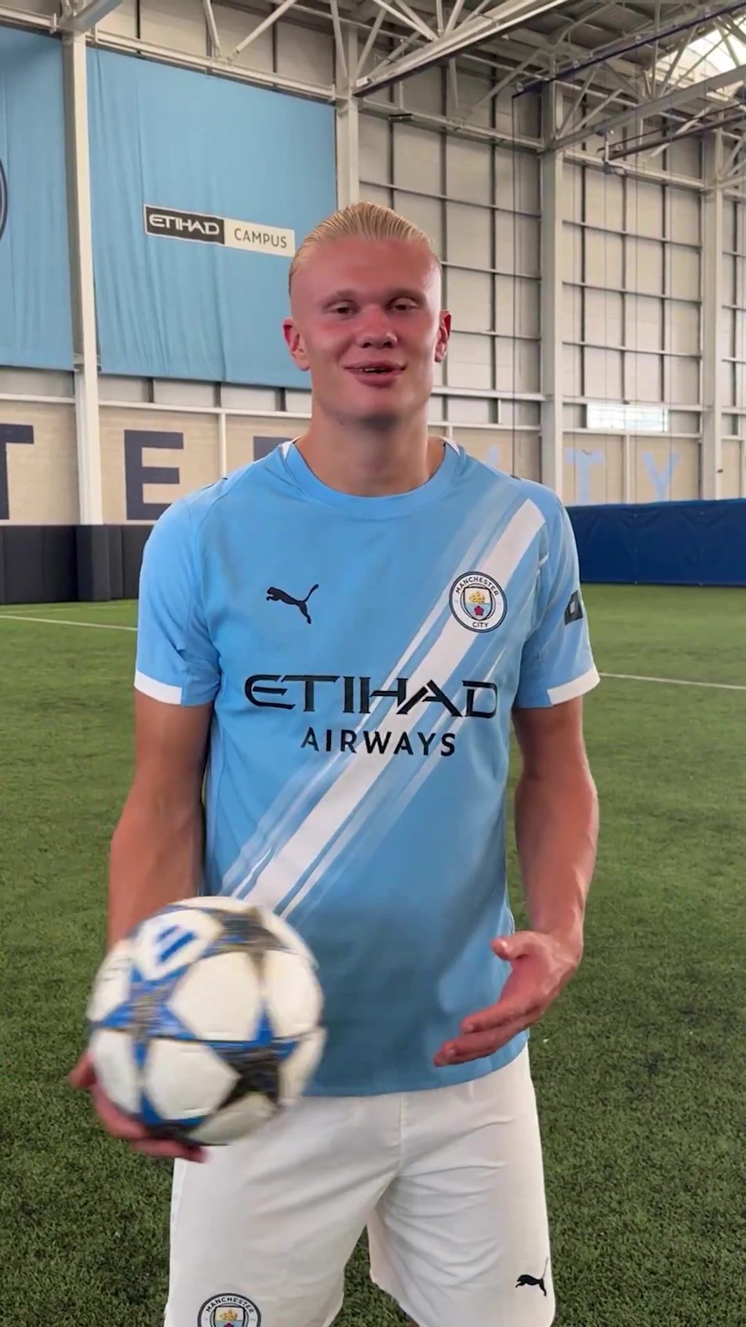 提到欧冠最先想起谁？哈兰德、萨卡、维尔茨、约克雷斯：C罗