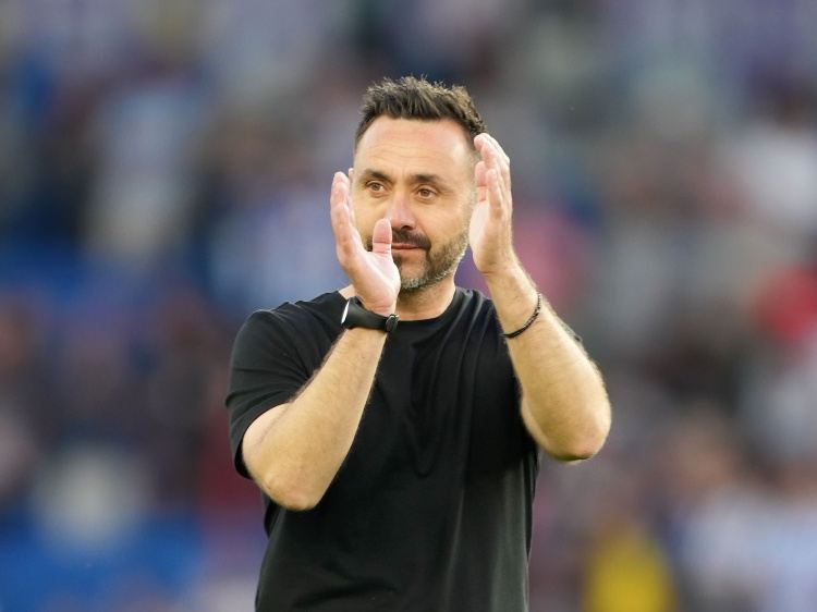 德塞利：我认为德泽尔比可能非常适合曼联，他的战术灵活不死板