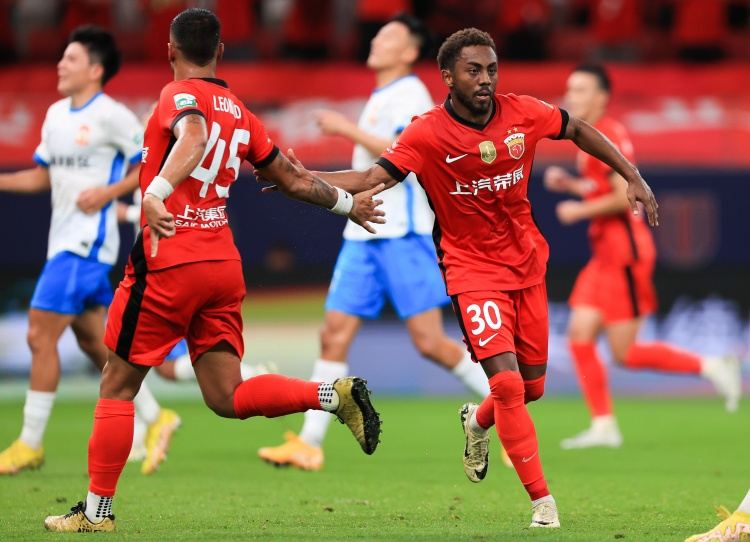 德转显示加布里埃尔已加盟海港，他上赛季租借帮助球队夺冠