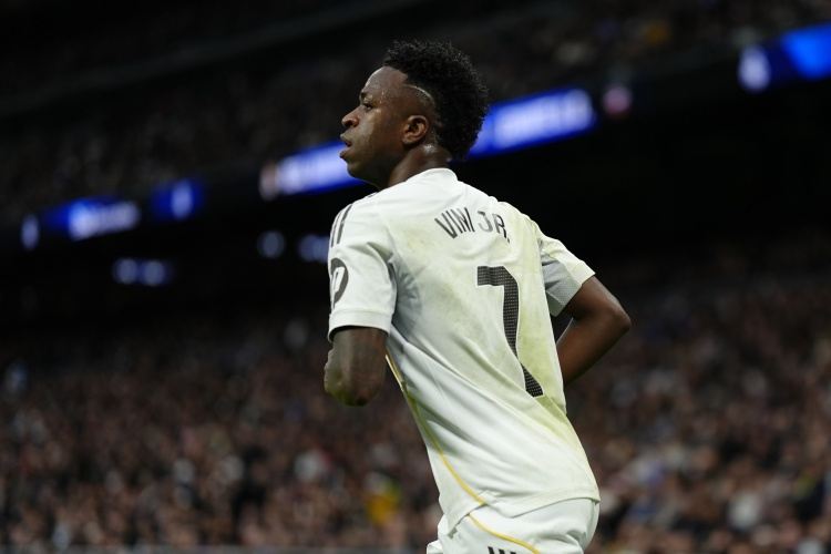 TA：阿韦洛亚比阿隆索更了解更衣室，皇马球员不解球迷总嘘他们