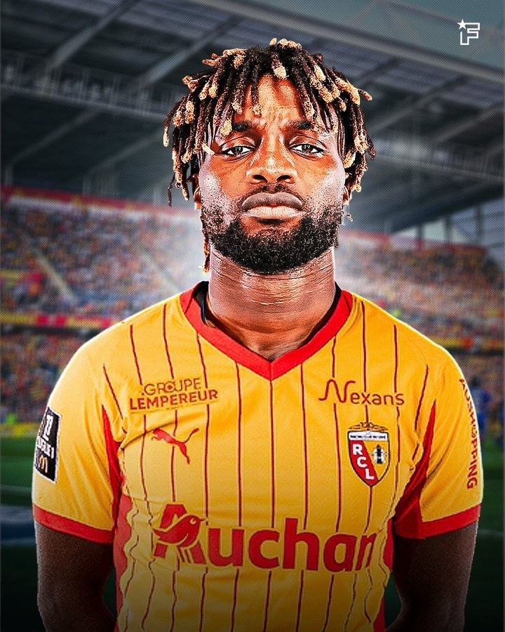 记者：圣马克西曼与朗斯俱乐部正式签约，合同期至本赛季结束