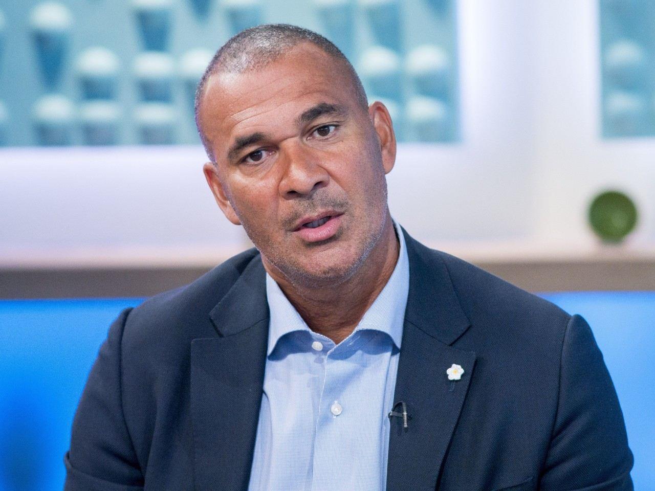 古利特：范佩西在荷甲比其他教练更受关注，真希望他未来执教曼联