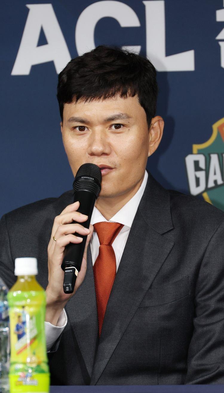 江原FC赛前发布会：争取战胜海港，达到10分的预计晋级线