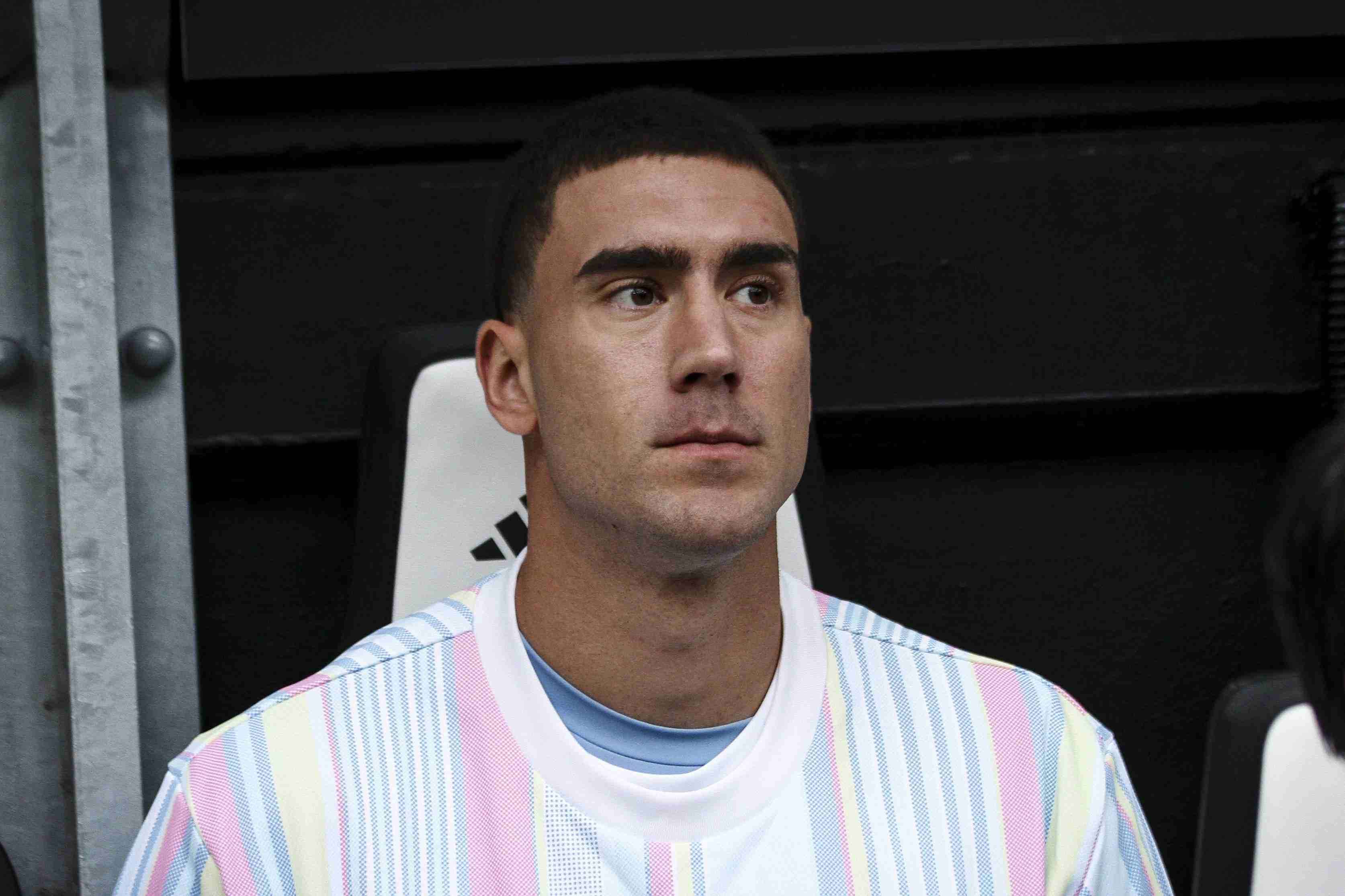 塞尔维亚教练：DV9可能去巴萨 他曾接触过马竞但尤文给了高薪合同