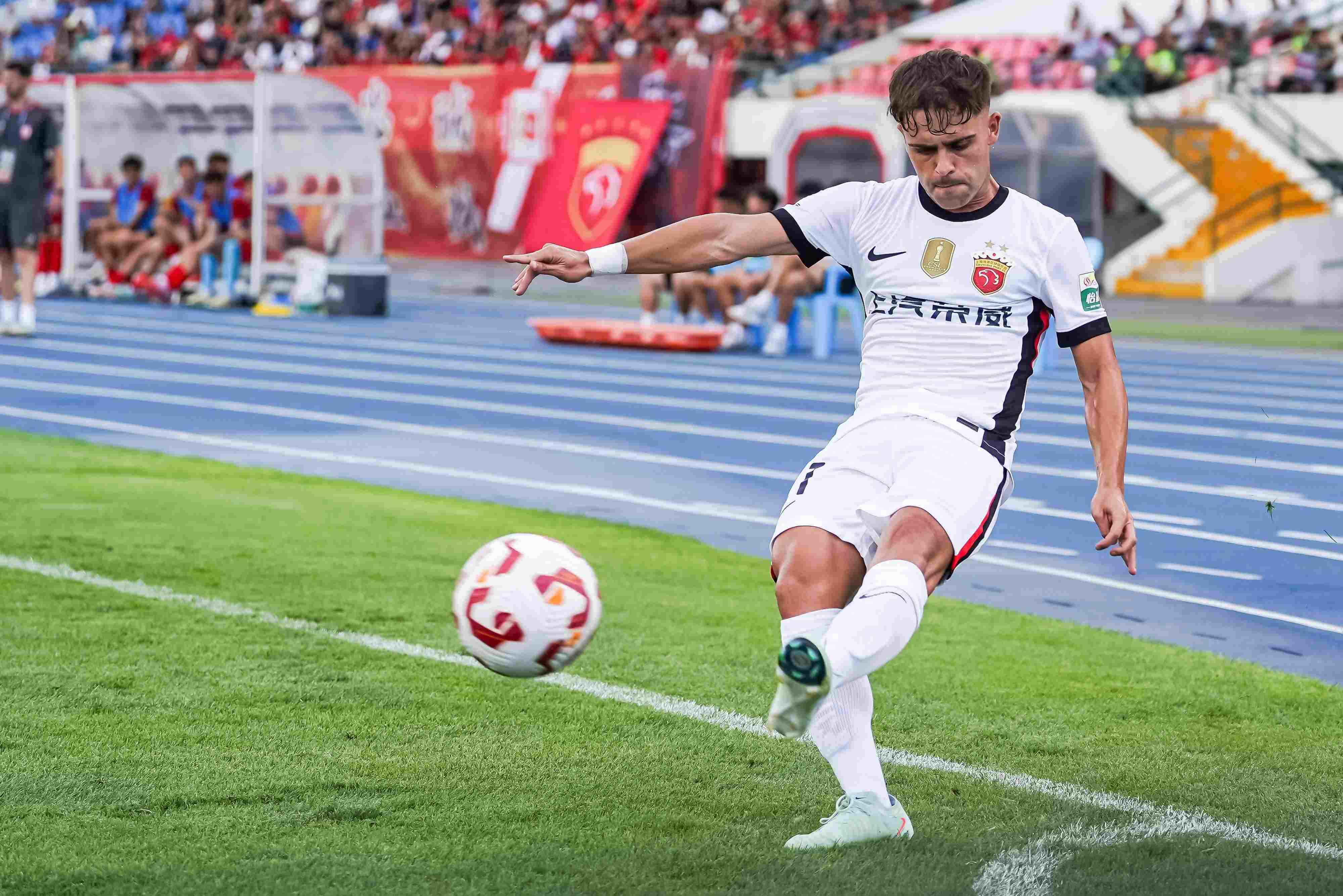 东体：海港4外援前往韩国，安永佳、张源等新援有望首秀