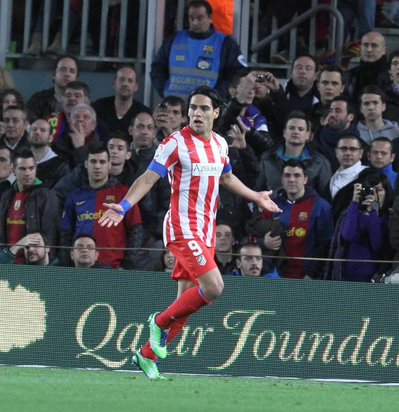 法尔考：有人也许跑得比我快，但我能读懂比赛，因此比后卫快一步