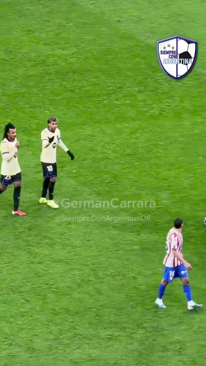 结下梁子！国王杯亚马尔对莫利纳喊：你是谁啊？蠢货