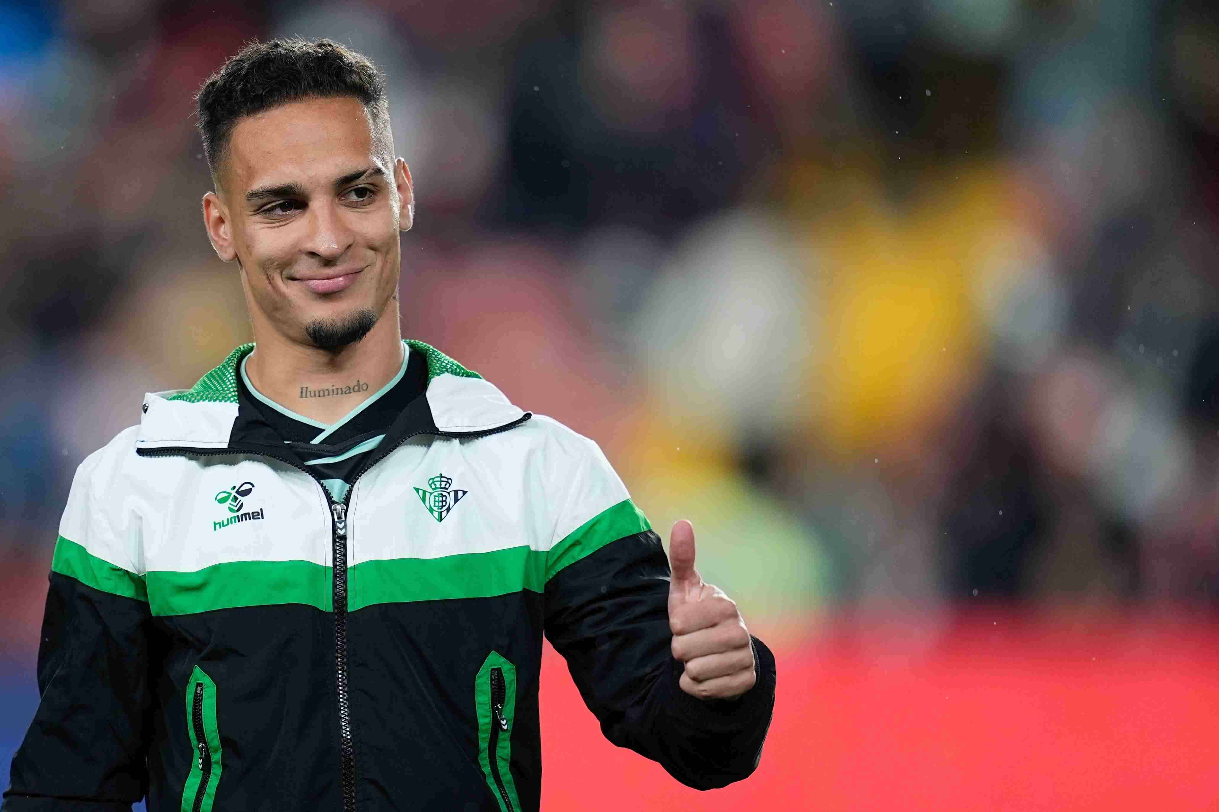 每体：贝蒂斯边锋安东尼受耻骨炎困扰，他的表现遭部分球迷质疑