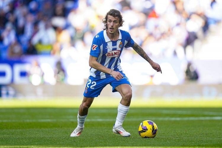 世体：马竞有意西班牙后卫罗梅罗，黄潜为球员设置4500万欧解约金