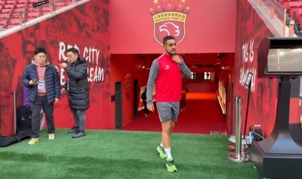 沪媒：王振澳、刘若钒等缺席海港赛前训练，莱昂纳多正术后恢复