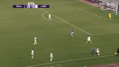 蓉城7分钟0-1落后！韦林顿后场失误 后防眼神防守，对手轻松破门