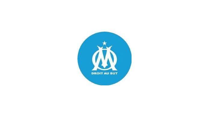 欧足联官方：马赛因球迷放烟花被罚25000欧，停售一场客场门票