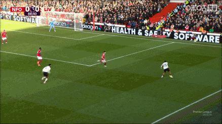 IFAB规则：皮球接触手臂后立即破门 构成手球犯规 即使无意手球！