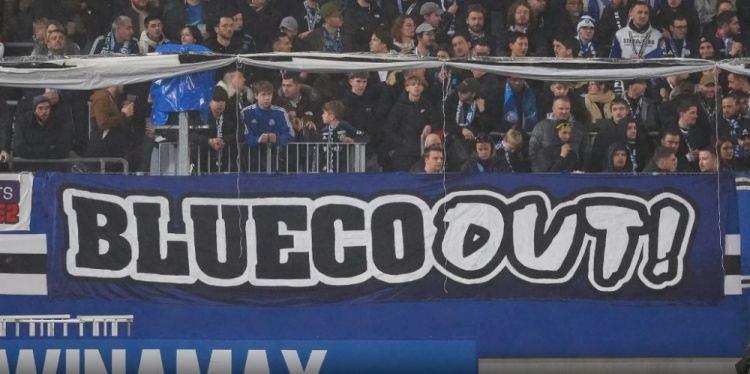 斯特拉斯堡球迷被禁止在横幅上出现切尔西字样，引发球迷忧虑不满