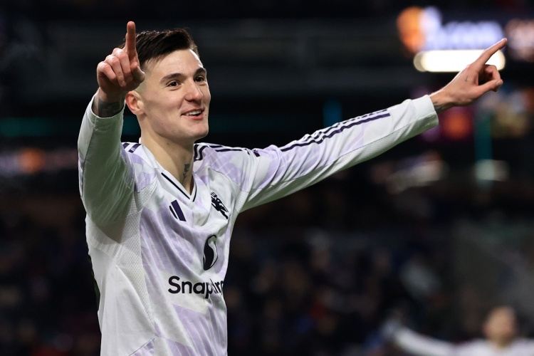 舍什科：从不认为自己必须首发 比赛最后时刻因角球变得艰难