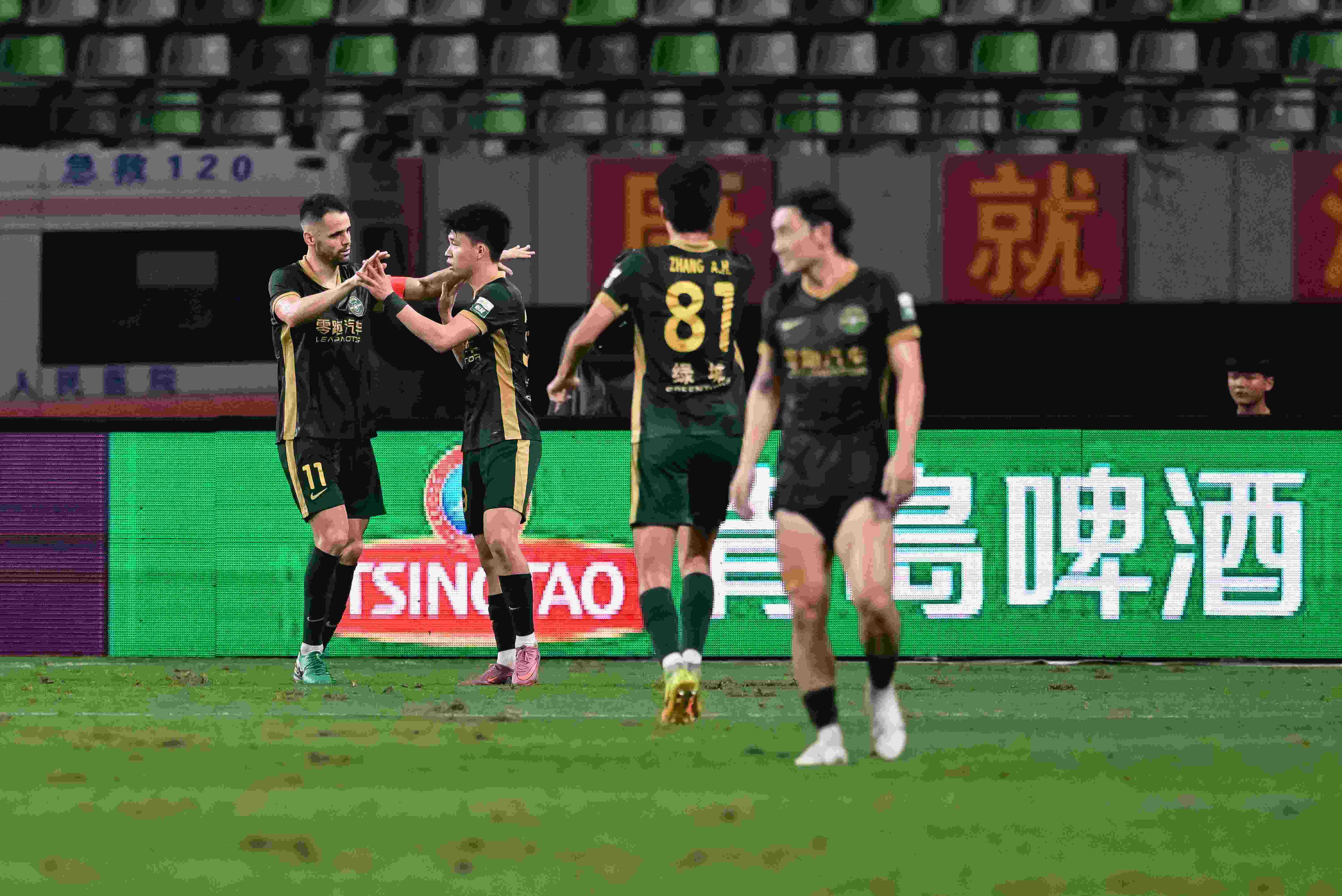 博主：王钰栋新赛季改穿11号球衣，高迪回归后将身披9号