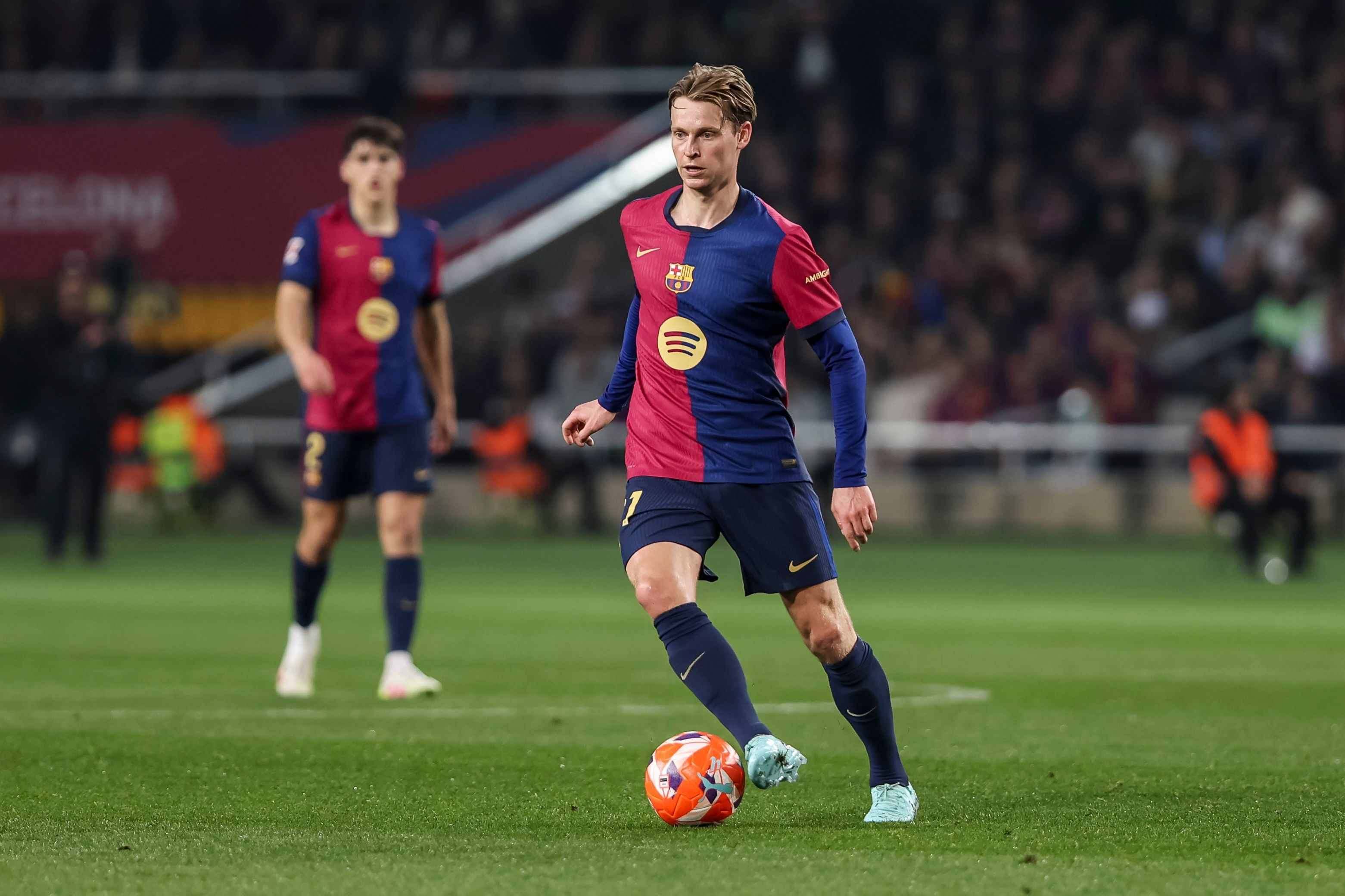 当地媒体：德容预计伤缺约1个半月，可能错过5-6场西甲比赛