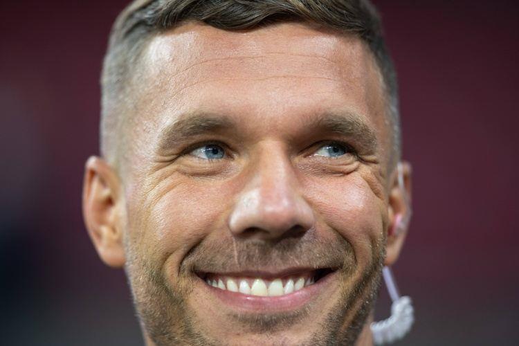 波多尔斯基：温格从不跟你大声永远亲切随和，能遇到他真是太棒了