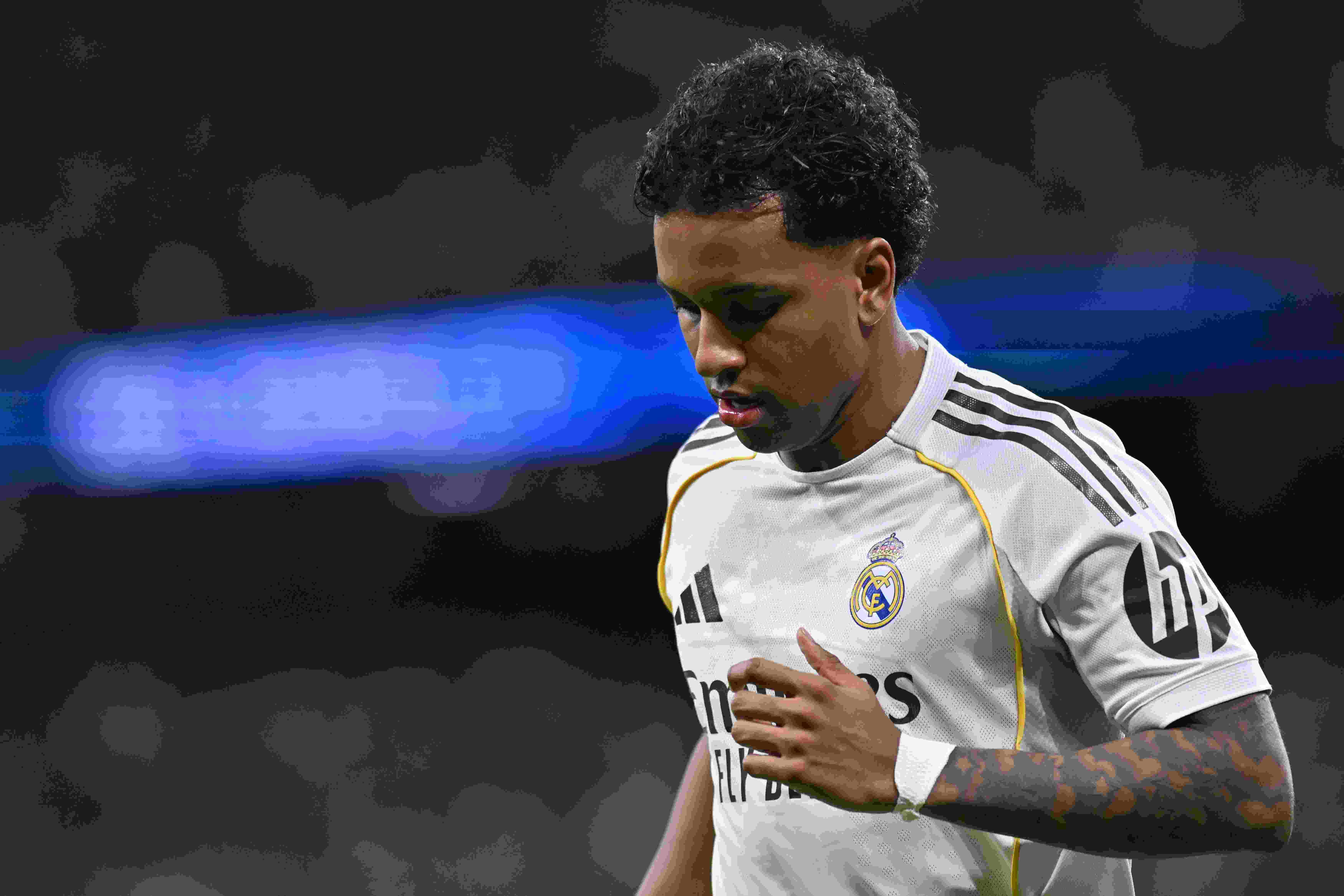 世体：皇马内部质疑医疗团队的工作和平图斯的体能训练方法