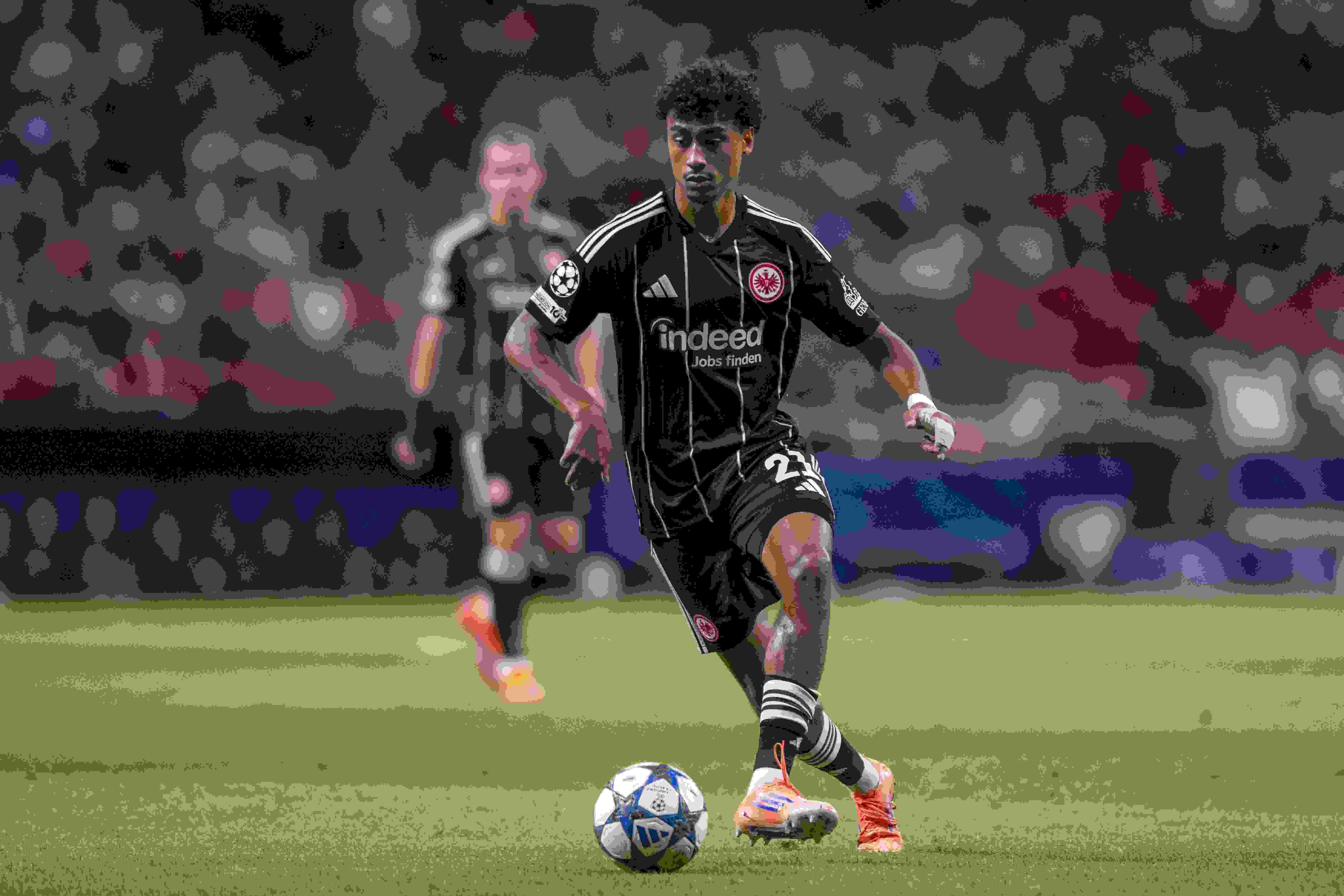 德天空：利物浦考察法兰克福后卫布朗，对方要价至少6000万欧