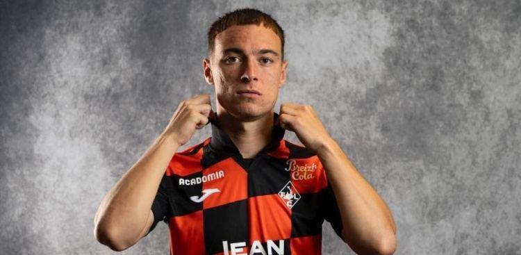 洛里昂边锋：梦想加盟巴塞罗那 梅西和哈白布时代的足球达到顶峰