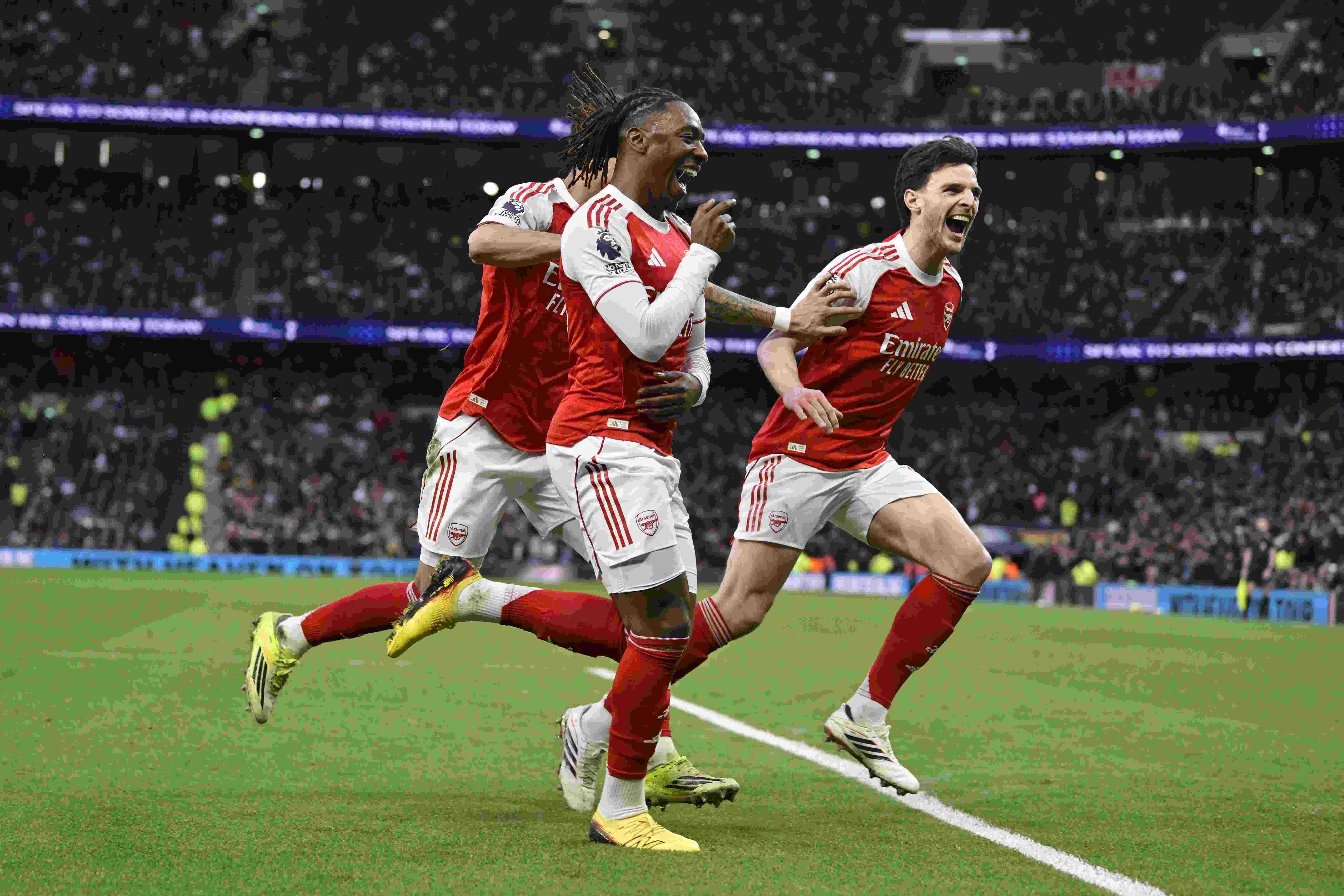 曼斯菲尔德主帅谈将战阿森纳：不容易，这就像马戏团进城的感觉