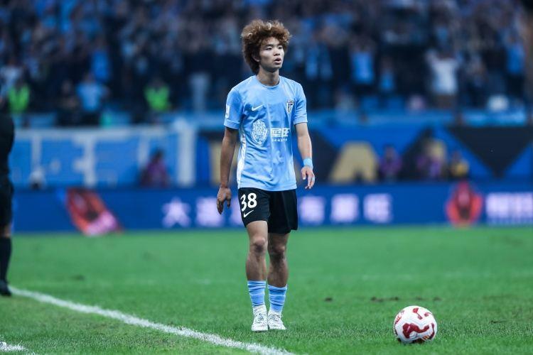 吕焯毅：最大梦想是为国家队上场打比赛，帮助国家队进入世界杯