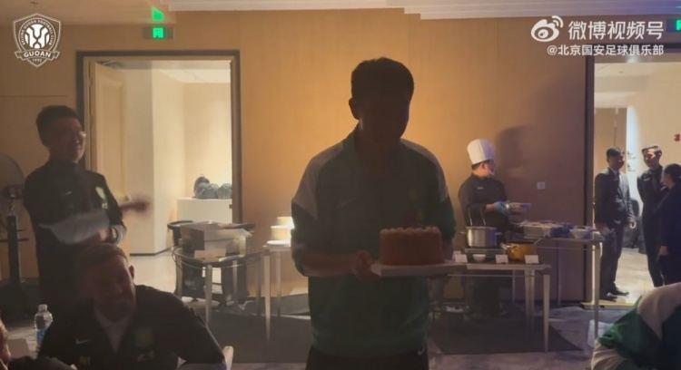 生日快乐，柏杨