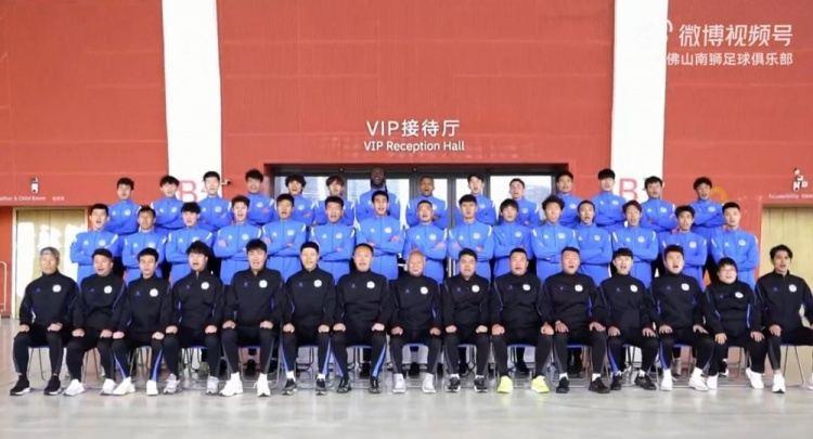 佛山南狮2026赛季定妆照拍摄花絮新鲜出炉