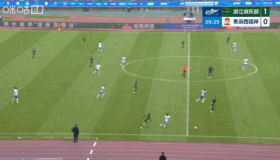 大腿！米特里策晃动远射攻破李昊大门，本场传射！王钰栋送助攻
