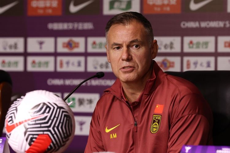 米利西奇：不会以对手而改变作战计划，我们安排了23名队员轮换上