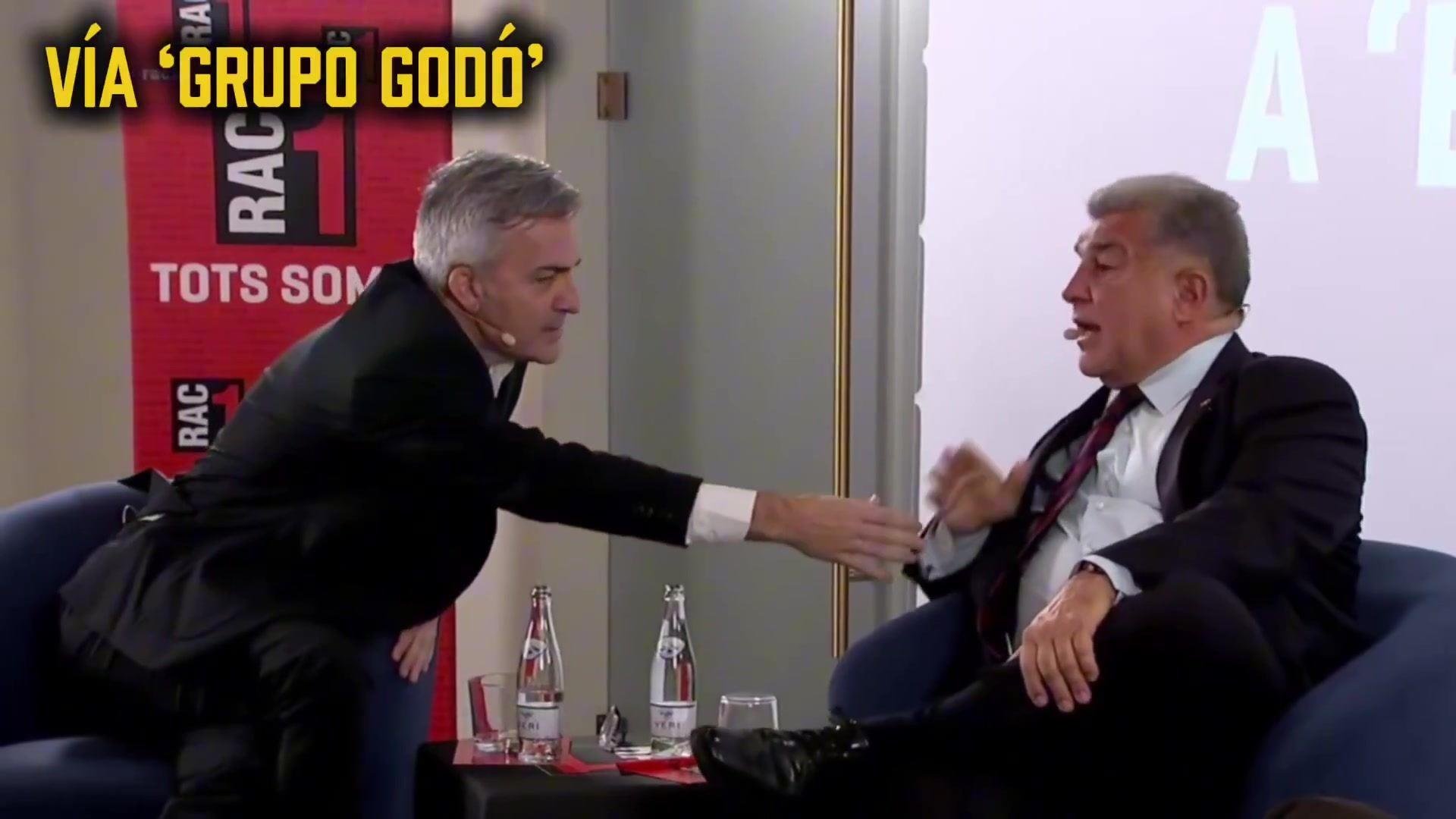 有趣一幕！拉波尔塔和丰特辩论之中突然握手，两人都露出笑容