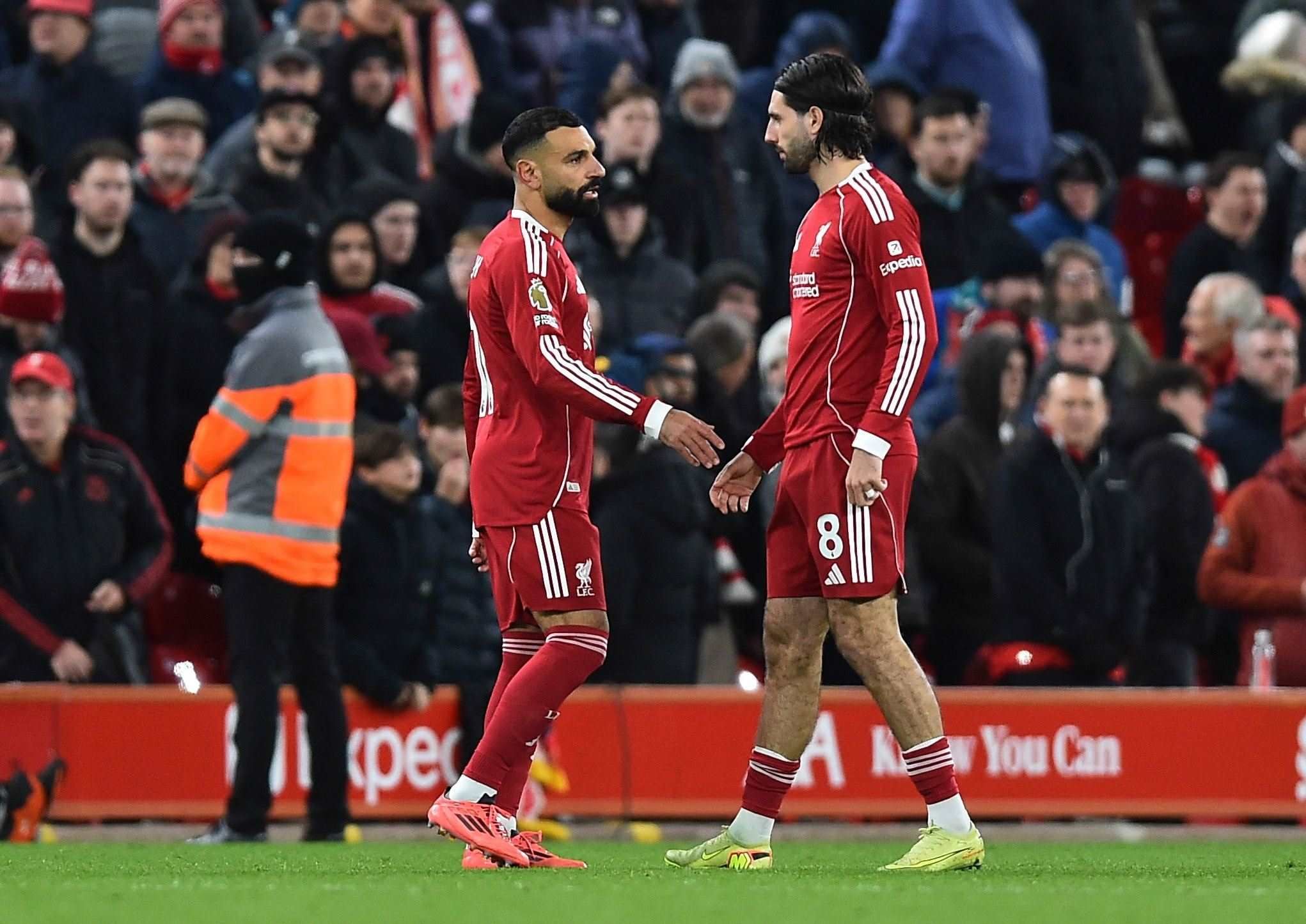 利物浦欧冠客战加拉塔萨雷大名单：萨拉赫领衔锋线，阿利松伤缺