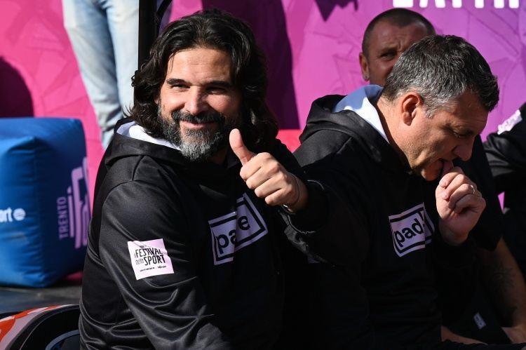 阿达尼：阿莱格里根本不在乎跟我们媒体交流，他只想自己过得舒服