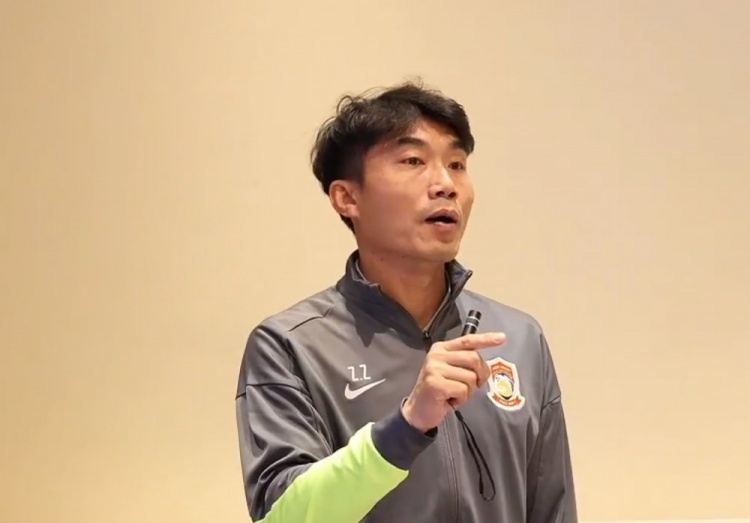 郑智赛前喊话球队：相信自己、相信队友、相信球队