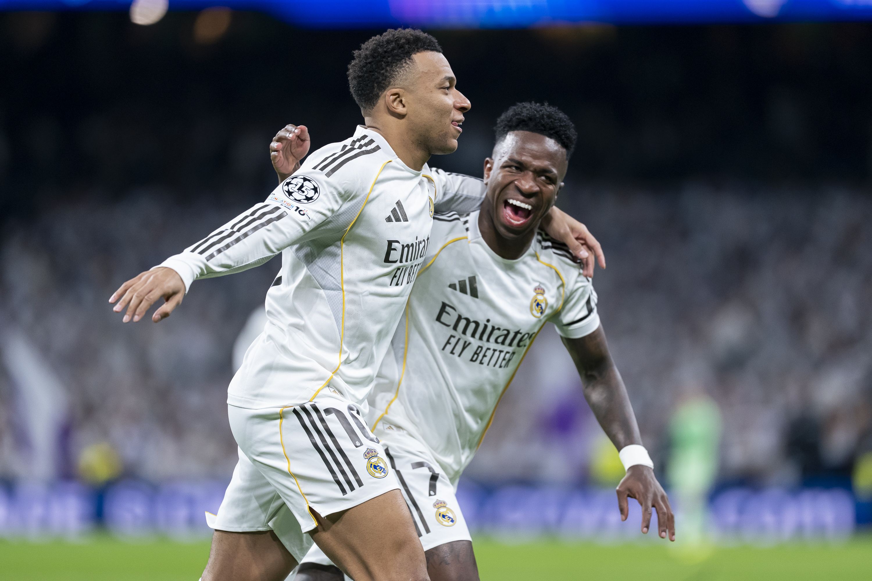 迎战曼城！龙塞罗：维尼修斯将挺身拯救皇马，而姆巴佩却深陷泥潭