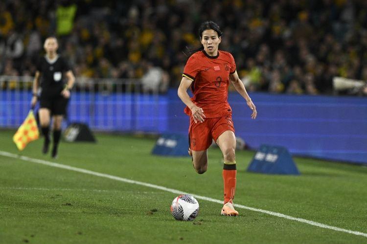 北青：陈巧珠、唐佳丽缺席女足合练，前者伤情不影响接下来比赛