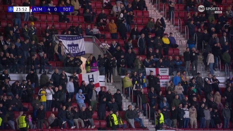 太阳报：不满球队糟糕表现，大量热刺球迷开赛仅25分钟便提前离场