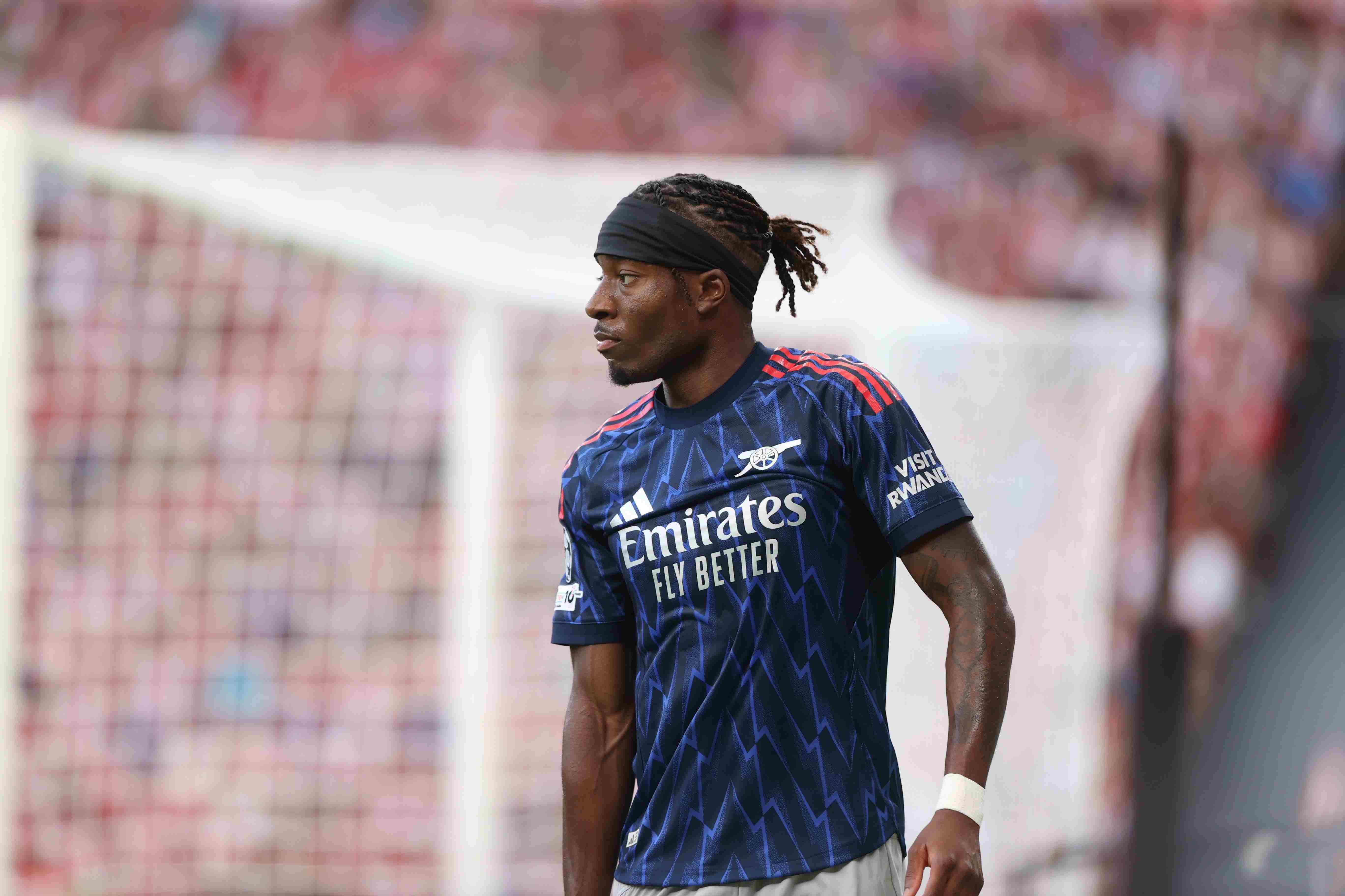 TA：考虑到蒂尔曼的上身与马杜埃凯的脚有接触，点球争议小了很多