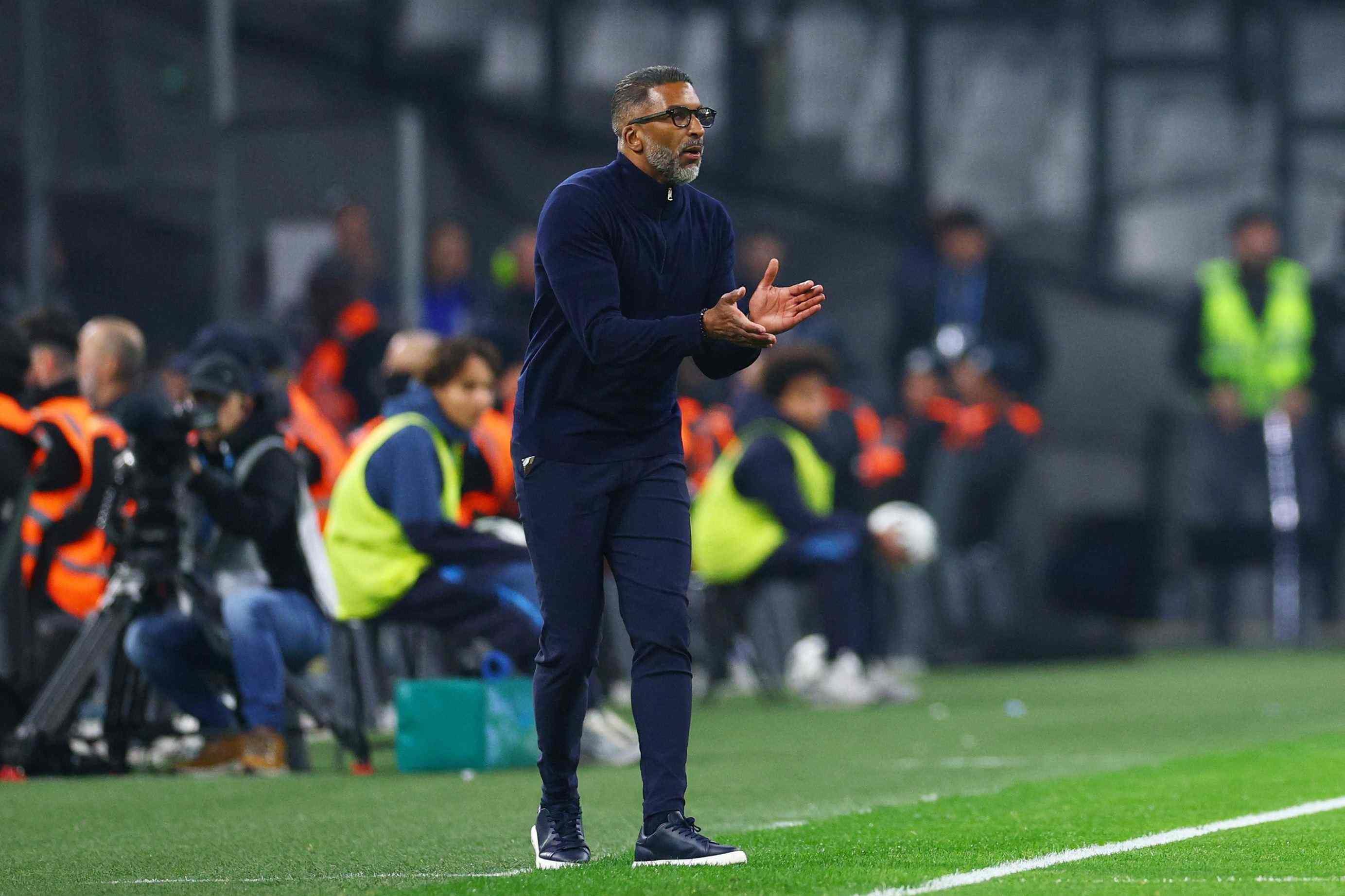 马赛主帅：奥巴梅扬需要纵深空间，古伊里专注配合，他们彼此欣赏