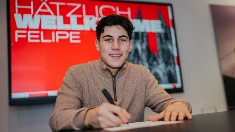 记者：科隆计划买断18岁中场查维斯，拜仁未来两年拥有回购权