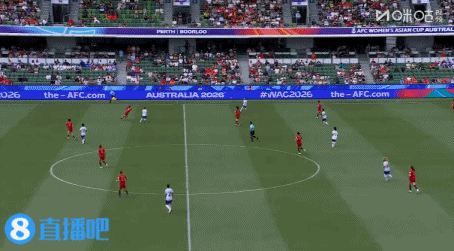 越位在先！王霜头球破僵VAR介入，中国女足仍0-0中国台北女足