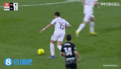 今日实现了！居莱尔曾多次尝试超远吊射，如今68米吊射破门