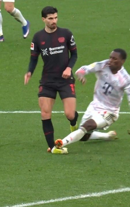 球员曾跟腱撕裂！药厂主帅谈杰克逊蹬踏：那是泰里耶去年受伤部位