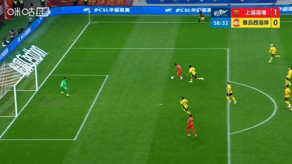 错失良机！蒯纪闻接妙传获得1对1良机，面对李昊将球打飞