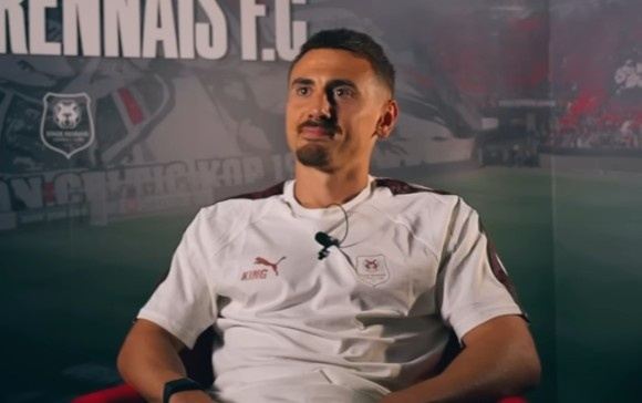 雷恩中场：训练时站偏30厘米会被德泽尔比叫停 图多尔要求侵略性